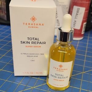 Terasana Clinical Total Skin Repair Super Serum 50ml New in Box